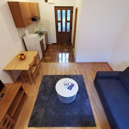 Uncle Apartment Makarska Extérieur photo