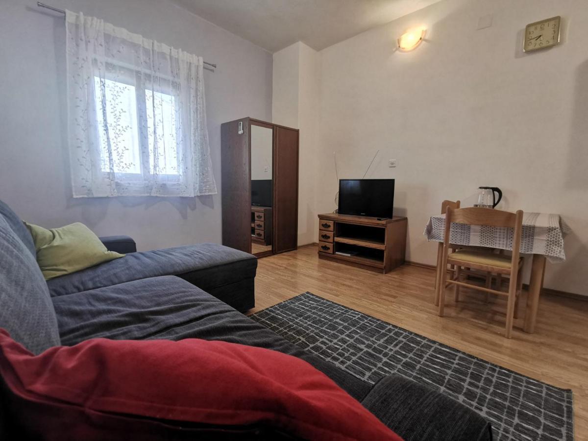 Uncle Apartment Makarska Extérieur photo